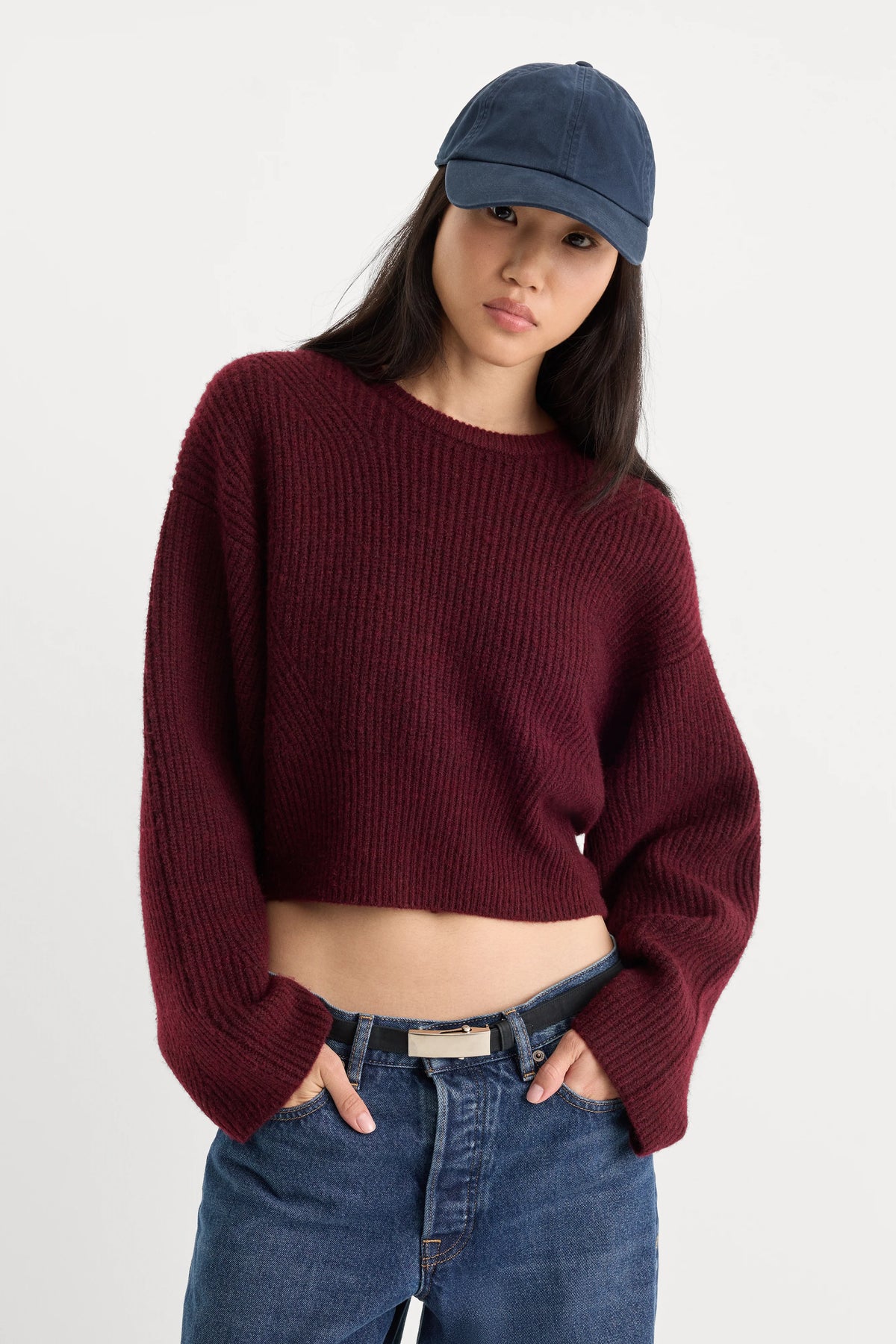 The Chunky Knit Sweater - Berry Noir