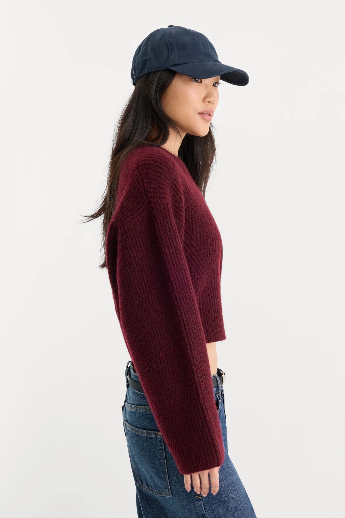 The Chunky Knit Sweater - Berry Noir