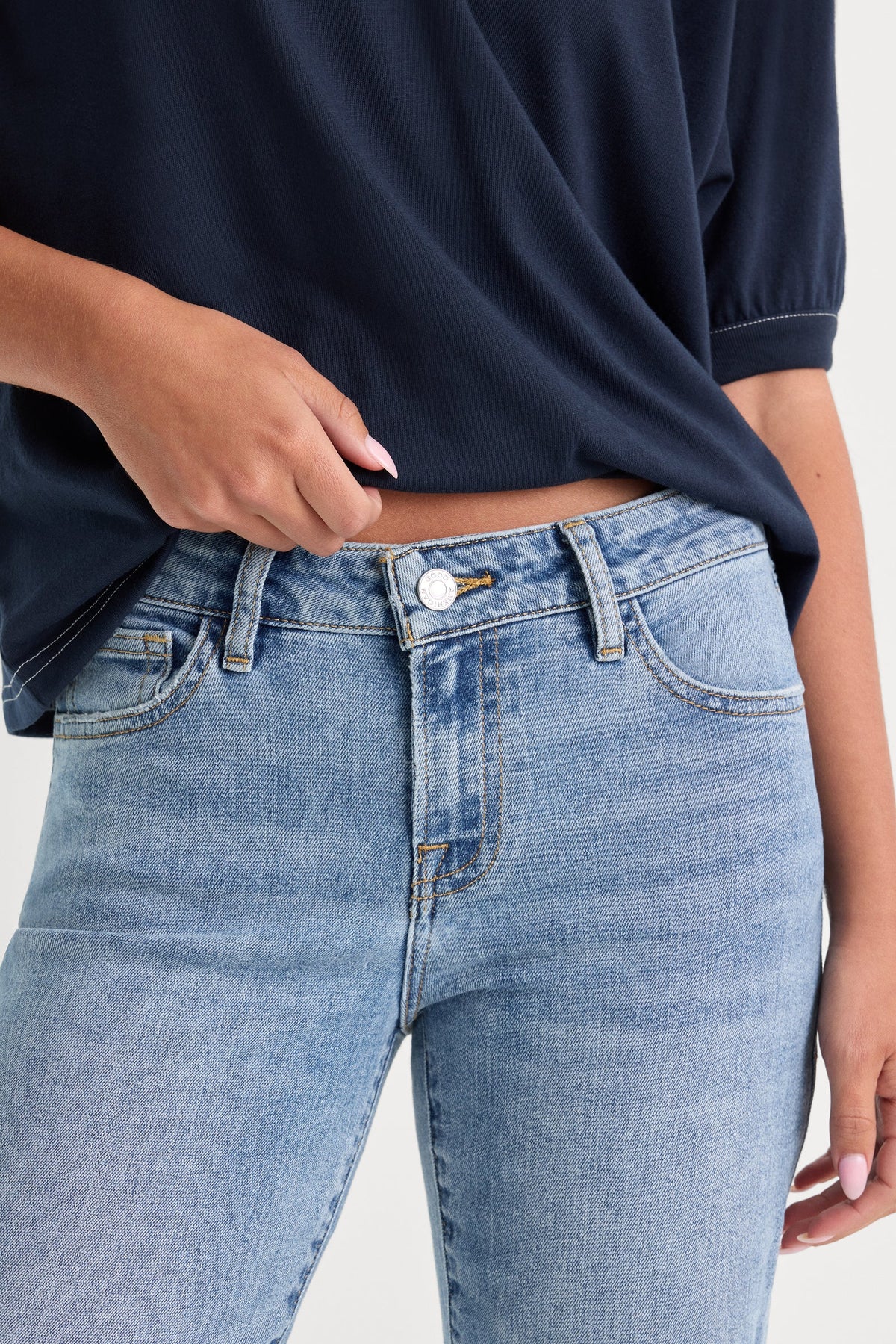 Good Low Rise Bootcut - Whisper