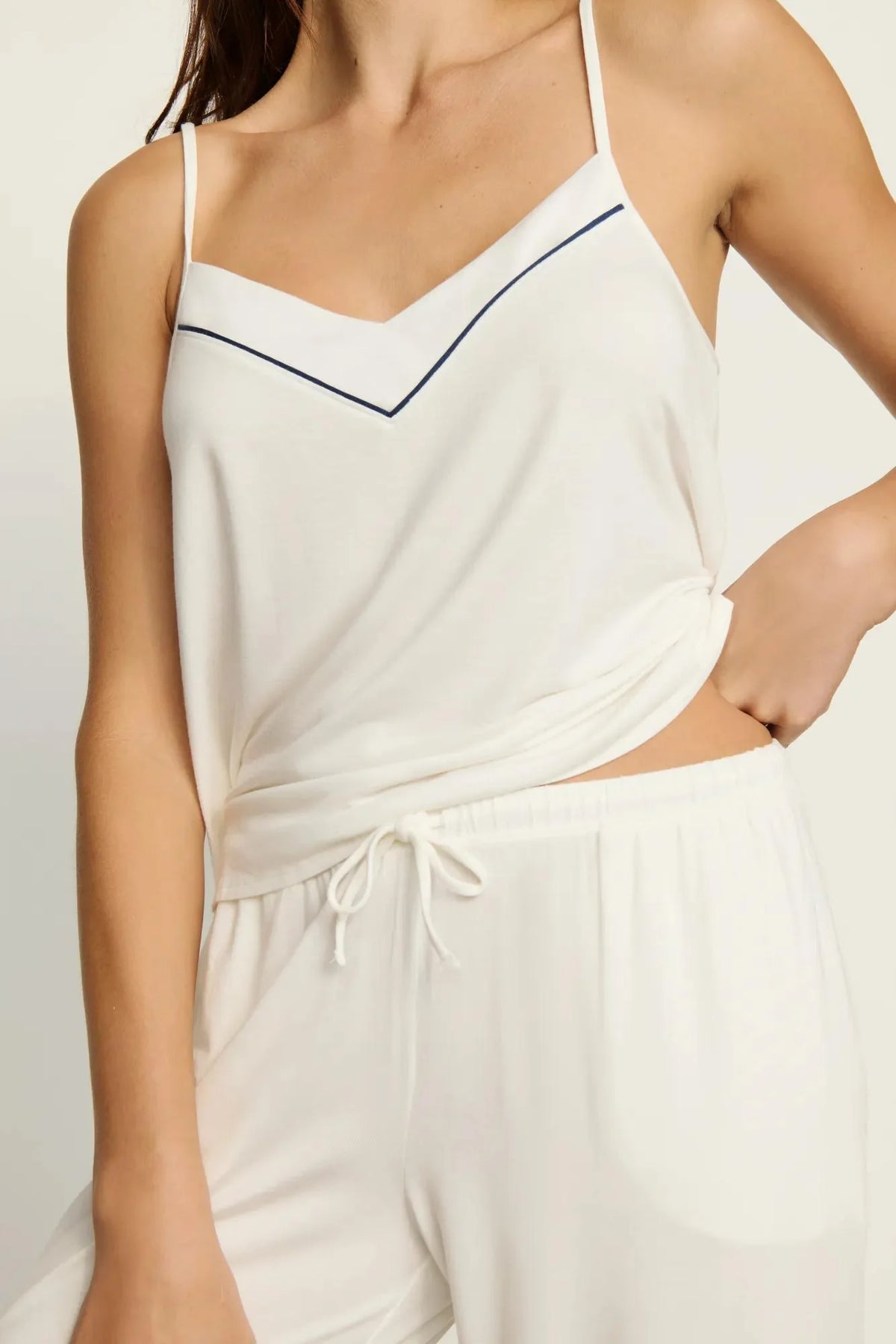 Gisele V Neck PJ - Ivory/Navy