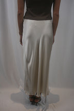 Miranda Scallop Silk Skirt - Gardenia