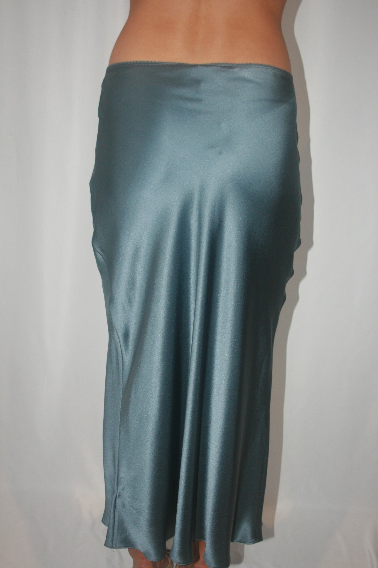 Miranda Scallop Silk Skirt - Smoky Blue