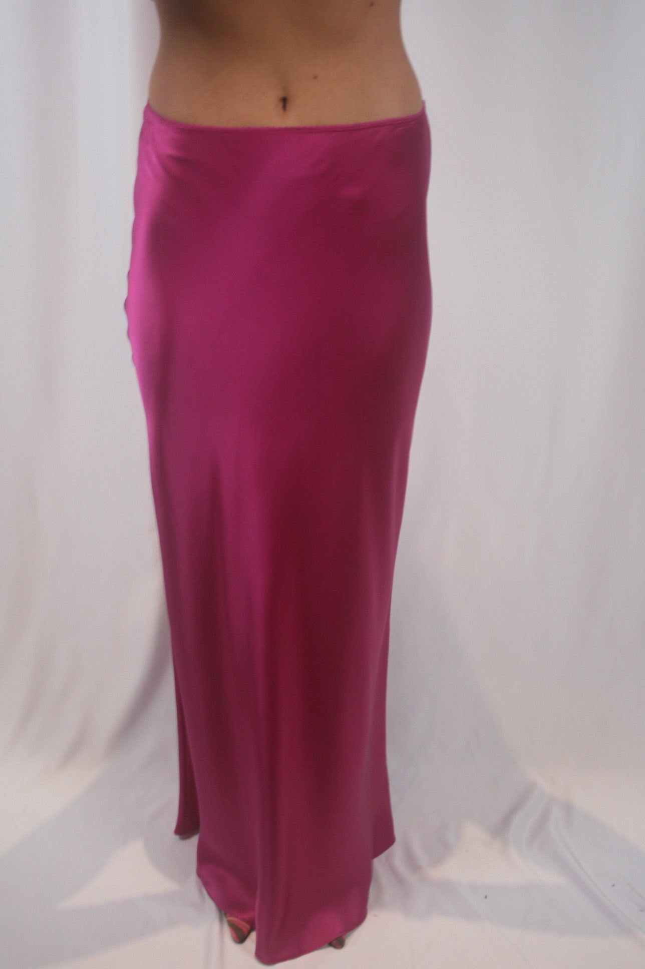 Grace Scallop Silk Skirt - Magenta