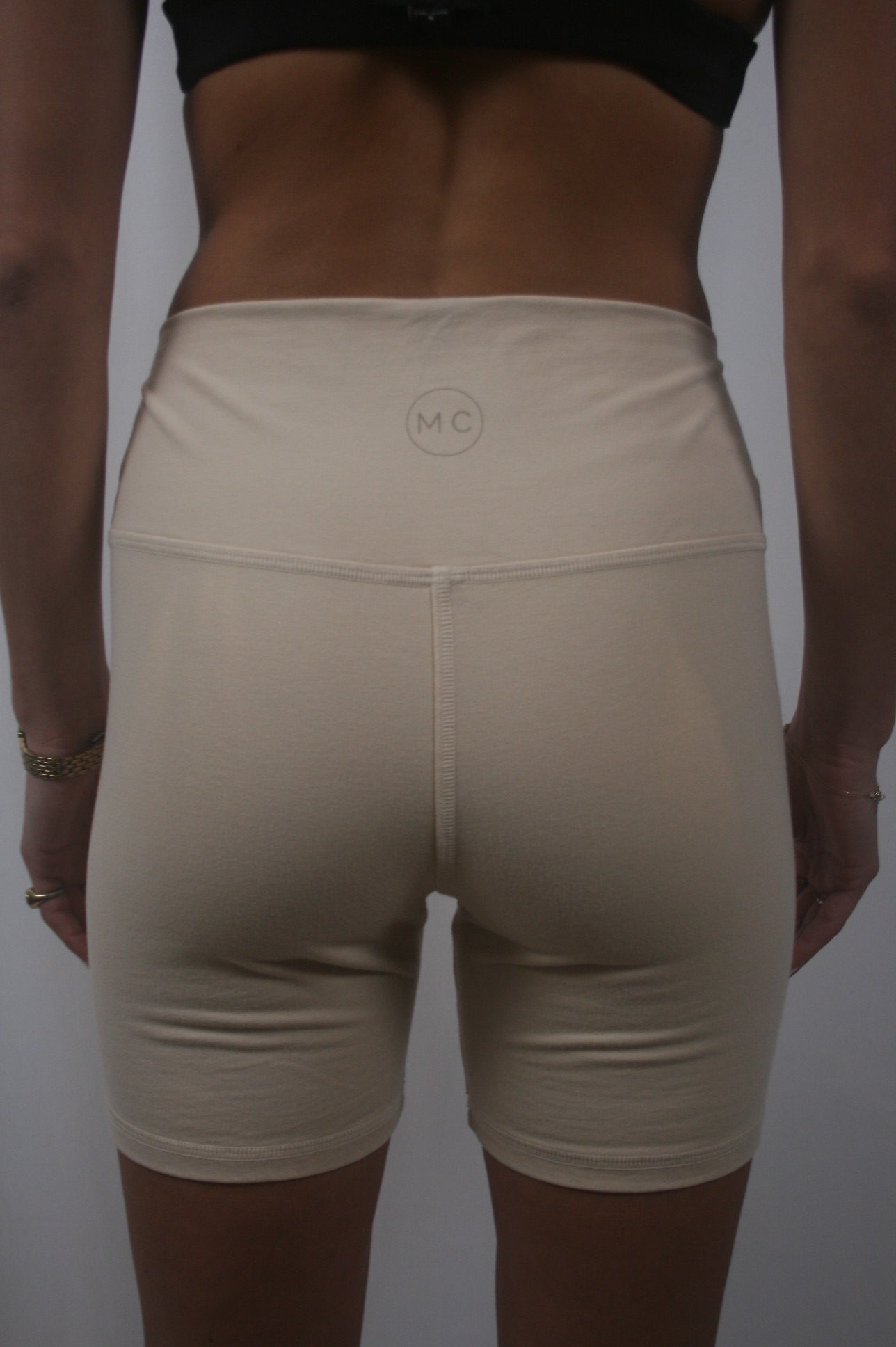 Montecito Biker Short - Eggshell
