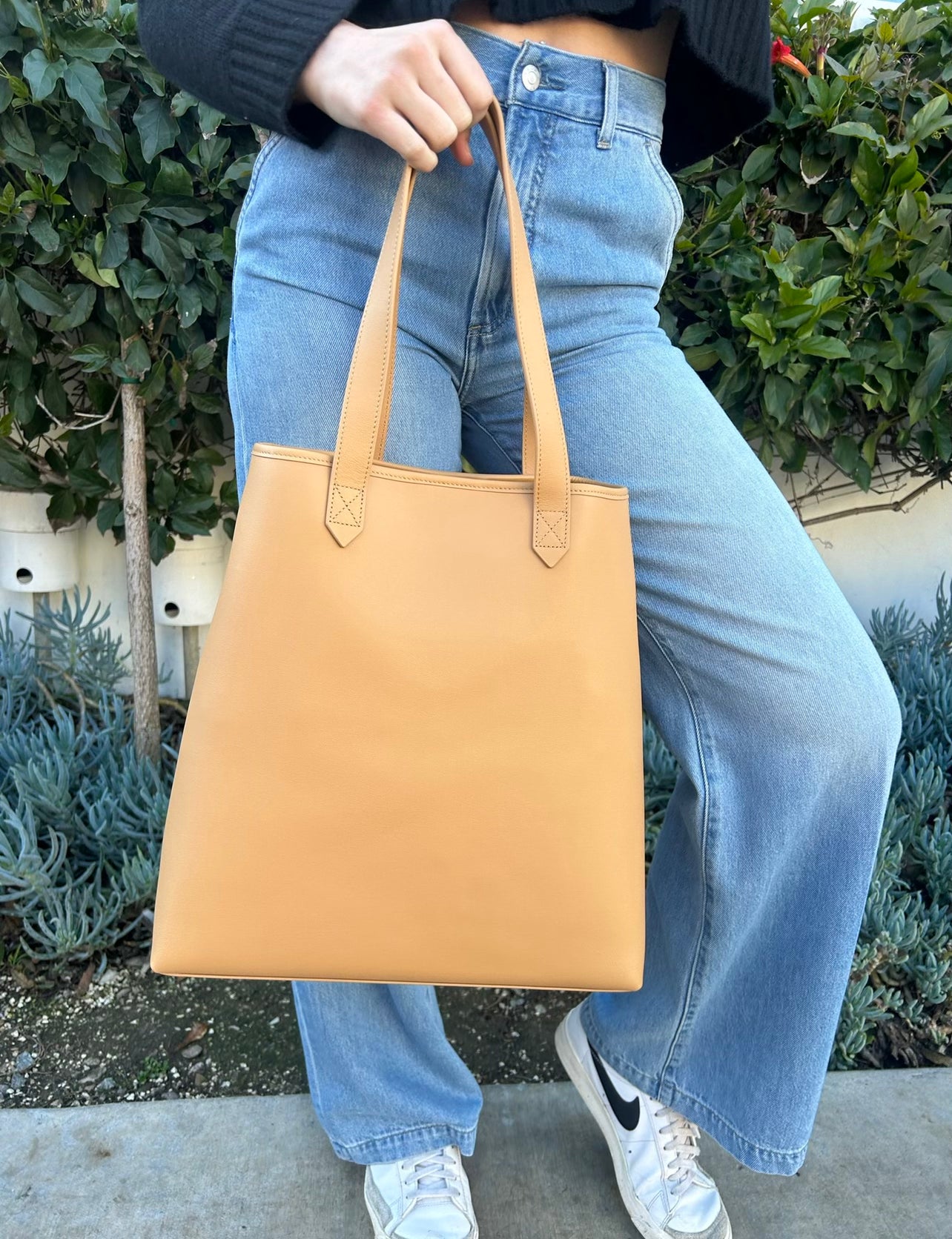 Kiara Luna Vida Tote- Bronze