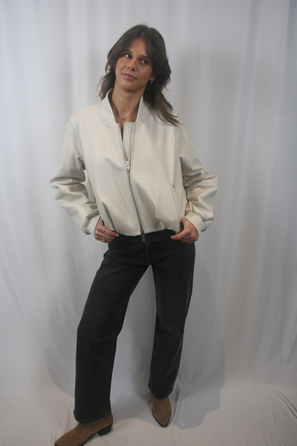 Lexi Mid Rise Bowed Straight Jean - Mercury