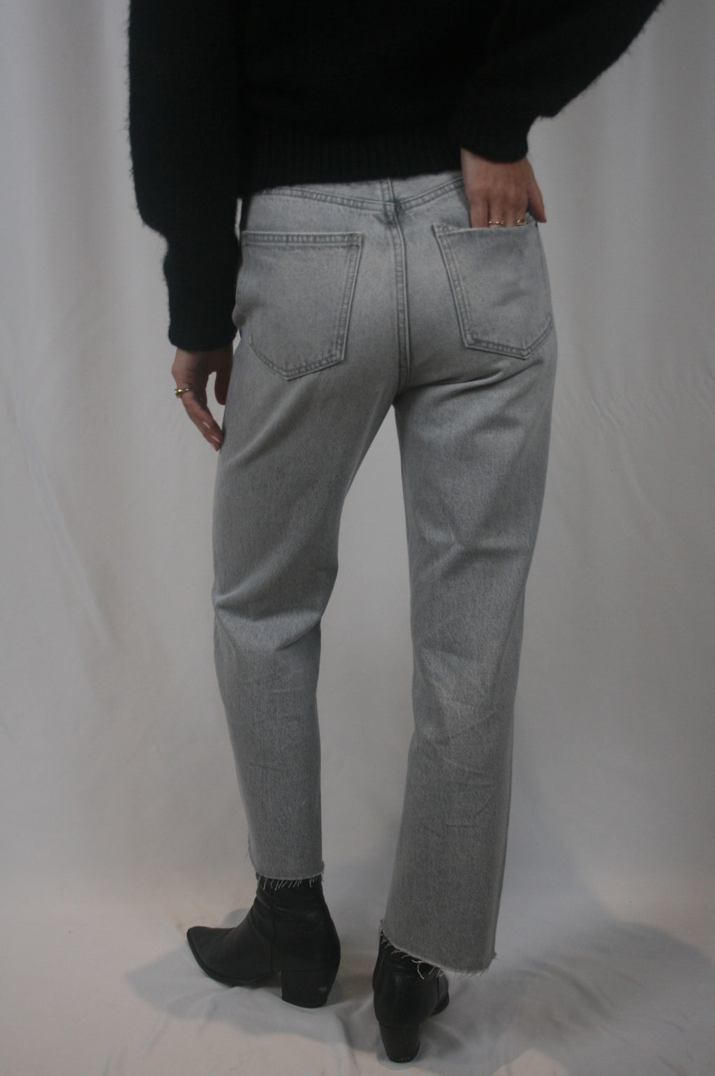 Cassie Super High Rise Straight Jean - Enigma
