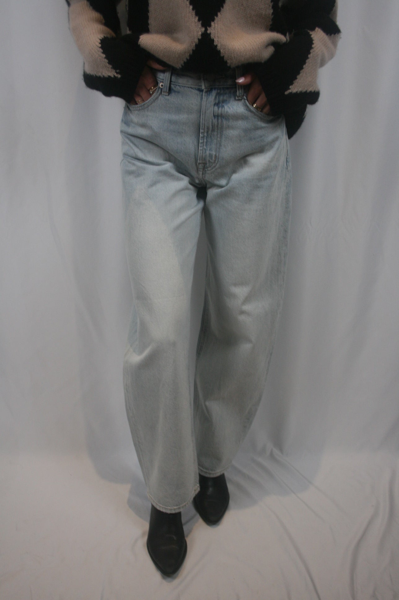 Wes High Rise Barrel Jean - Gaze