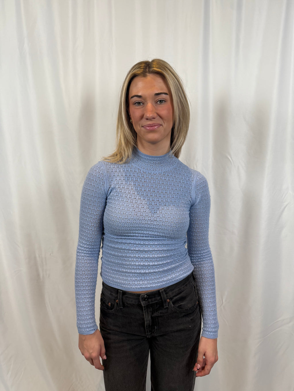 Marlo Lace Fitted Mockneck - Azureous