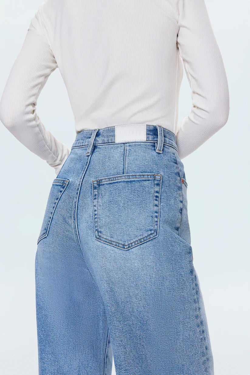 Kyra High Rise Bowed Ankle