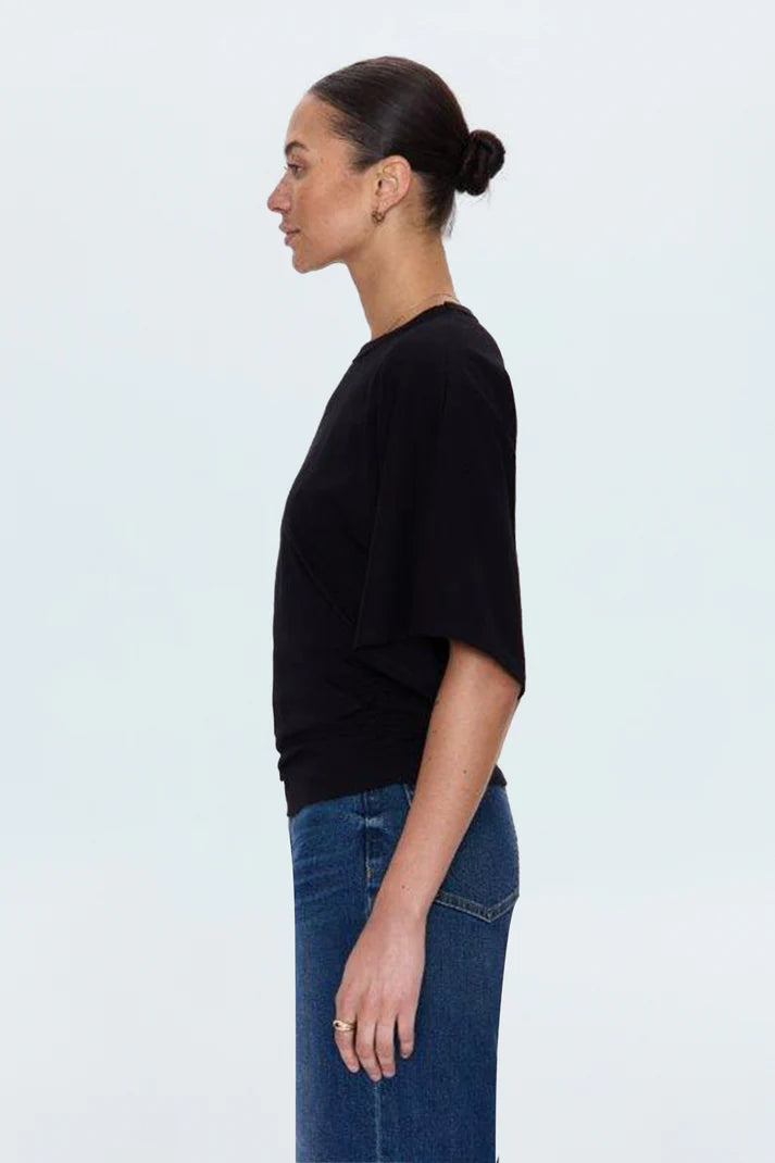 Veronica Kimino Fitted Tee - Noir
