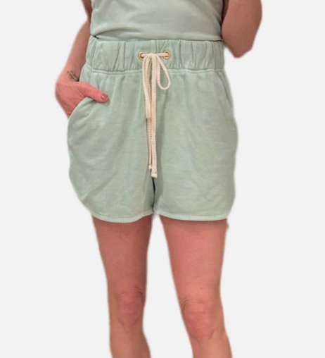 Serena Scallop Short - Washed Mint