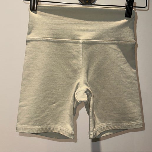 Montecito Biker Short - Pistachio