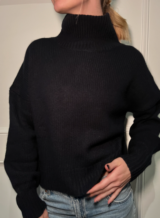 Luxe Cashmere Oversized Turtleneck - Navy